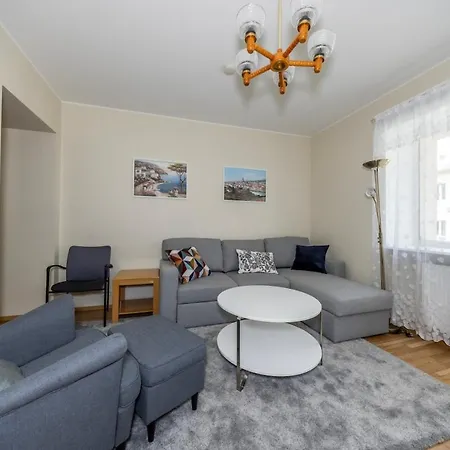 Apartament Free Parking In The Yard Quiet Area Center Tallin